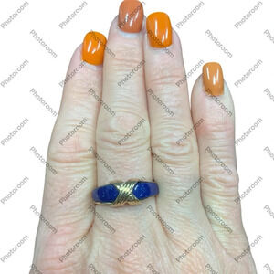 Avon Lapis  Blue Reflections  Goldtone Women's Ring size 9 NIB
